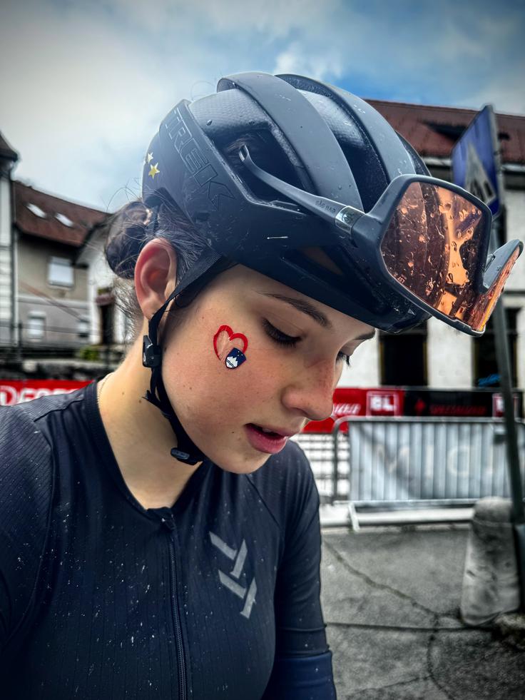 Maruša Tereza Šerkezi S Slovenijo na licu | Foto: Osebni arhiv Maruše Tereze Šerkezi