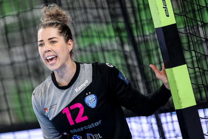 Krim - Metz, rokomet | Barbara Arenhart je zbrala 18 obramb, a tudi to ni bilo dovolj za zmago. | Foto Matic Klanšek Velej/Sportida