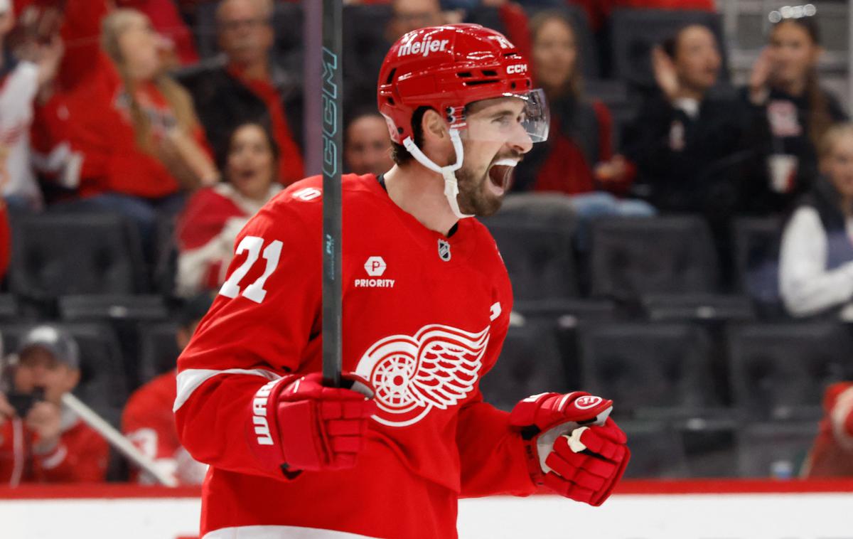 Dylan Larkin | Edmonton Oilers gostujejo pri Detroitu, za katerim je serija štirih zmag. | Foto Reuters