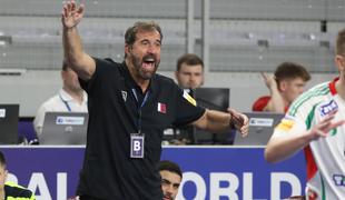 Vujović znova brez dlake na jeziku: Predstavljajte si Vučićevo miselnost. Za Đokovića v Srbiji ni prostora.