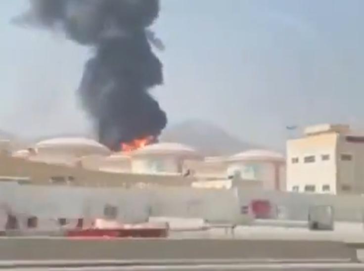 Požar v naftnem industrijskem kompleksu Fudžajra | Foto: omrežje X/posnetek zaslona