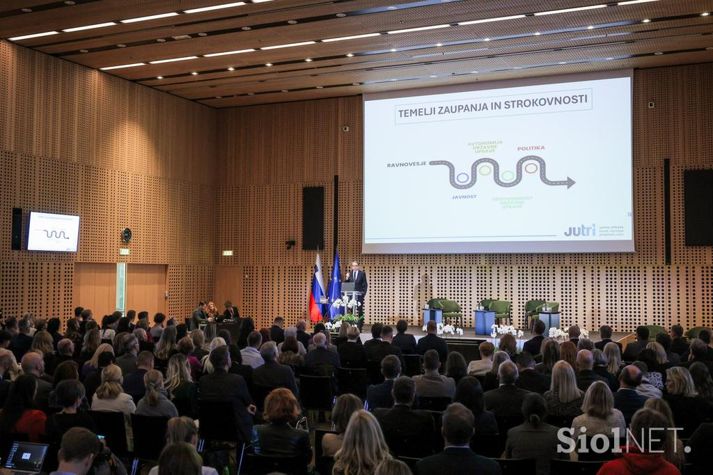 konferenca, javna uprava, Brdo pri Kranju