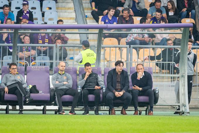 Trener Maribora Milanič zaradi kazni na klopi ne bo mogel računati na pomoč športnega direktorja Zlatka Zahovića. | Foto: Blaž Weindorfer/Sportida