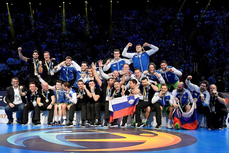 Tako kot na januarski tekmi za svetovni bron se bodo konec oktobra slovenski rokometaši pomerili s Hrvaško. | Foto: Sportida