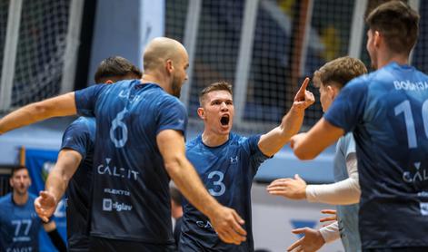 Kamničani ostajajo stoodstotni, Kanalci so se mučili