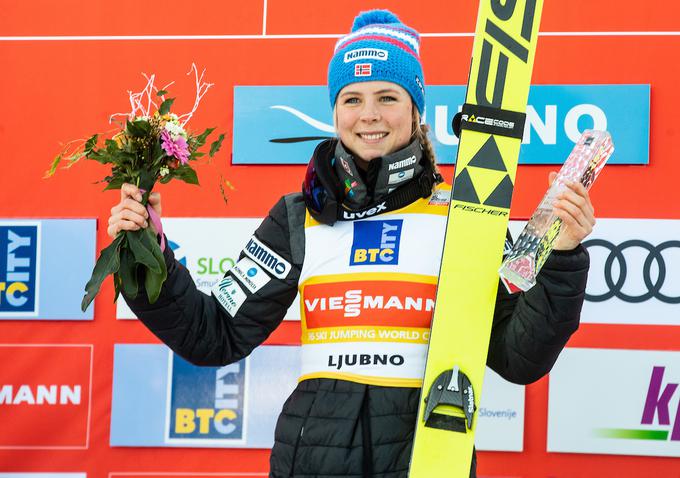 Maren Lundby je zaslužila največ med vsemi skakalkami. | Foto: Matic Ritonja/Sportida