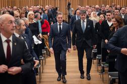 Sajovic sporočil, kdaj slovenska častnika odhajata na misijo na Grenlandijo