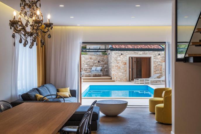 Vila Carmen, Korčula | Na portalih za oddajo luksuznih vil gostje njeno ponudbo ocenjujejo zelo visoko. | Foto My Luxoria Travel Agency