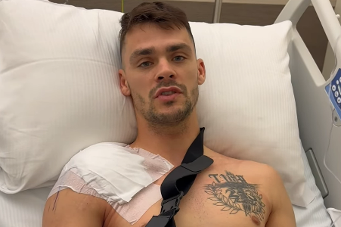gajser rama thumb | Tim Gajser je zaradi poškodbe rame moral na operativni poseg in ga čaka več mesecev okrevanja. Sezona je zanj žal že končana. | Foto zajem zaslona