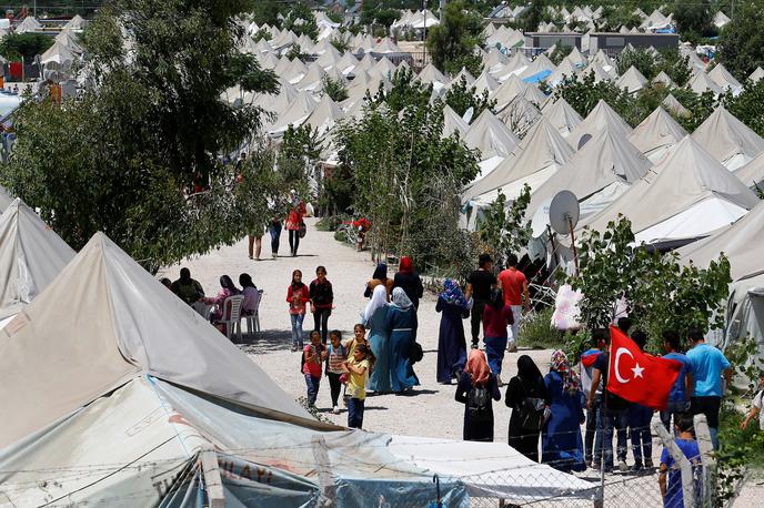 Sirski begunci v Turčiji | Foto Reuters