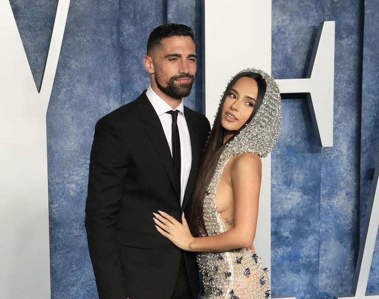 Sebastian Lletget in Becky G | Foto: Guliverimage