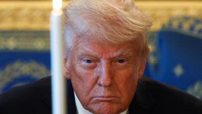 Podjetja v paniki nad Trumpa: Zaradi carin bodo police prazne že to poletje