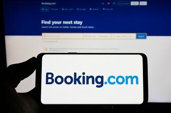 Hrvati na nogah: Booking zamuja z izplačili več tisoč ponudnikom nastanitev