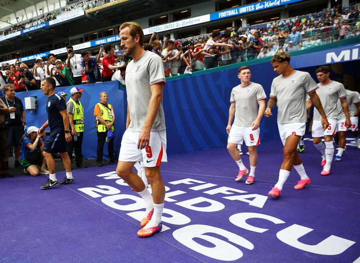 Harry Kane je začel tekmo na rezervni klopi. | Foto: Reuters