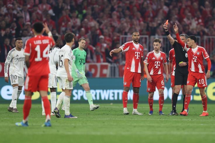 Eduardo Camavinga si je zgolj v 24 minutah prislužil dva rumena kartona. | Foto: Guliverimage