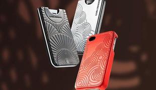 Lara Bohinc z linijo ovitkov za iPhone