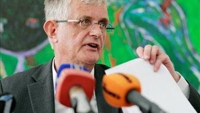 Skupina komisije za nadzor obveščevalnih služb obiskala OVS
