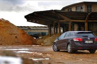 Toyota avensis wagon 2,2 D-4D