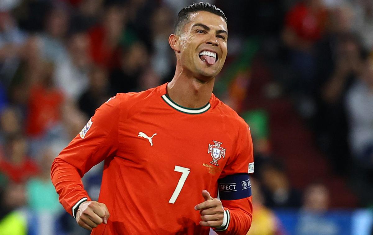 Cristiano Ronaldo | Cristiano Ronaldo je v karieri v članski konkurenci za klub in reprezentanco skupaj dosegel 937 zadetkov. Tako je vedno bližje čarobni meji tisoč golov. | Foto Reuters