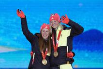 Katharina Henning in Victoria Carl