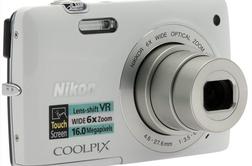 Ocenili smo: Nikon Coolpix S4300