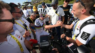 Pogačar do nove veličastne zmage in to na klancu, kjer je leta 2022 doživel boleč poraz #video