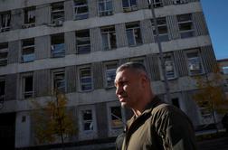 Napovedi so se uresničile: Rusi na novoletni večer raketirajo Ukrajino, žrtve tudi v Kijevu