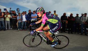 Kolumbijcu Gomezu deveta etapa, Quintana prevzel skupno vodstvo
