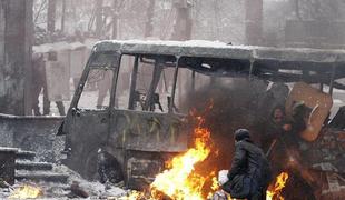 Protesti v Kijevu že terjali prve smrtne žrtve (video)