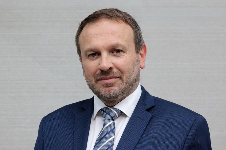 Horvat je izpostavil, da delovne sile v Prekmurju primanjkuje, boji pa se, da jo bodo v manjši meri izpolnili domačini. | Foto: STA