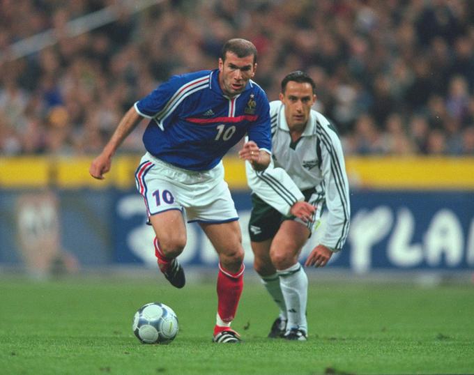 Zinedine Zidane in Aleš Čeh. Prvi je danes trener madridskega Reala, drugi pa pomočnik slovenskega selektorja. | Foto: 