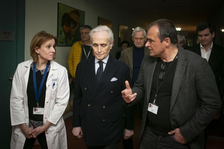 Jose Carreras je obiskal Pediatrično kliniko v LJ. | Foto: Bojan Puhek