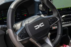 Dacia, Junaki slovenskih gora