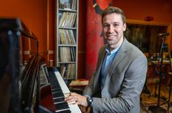 Sašo Avsenik se ne bo predal, odhaja na zdravljenje v tujino