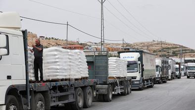 Zaradi izraelskih napadov v Rafi izpraznili vsa zavetišča za begunce