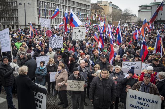 Protestni shod upokojencev, ki ga je pripravila ljudska iniciativa Glas upokojencev Slovenije. Upokojenci | Foto: Bojan Puhek