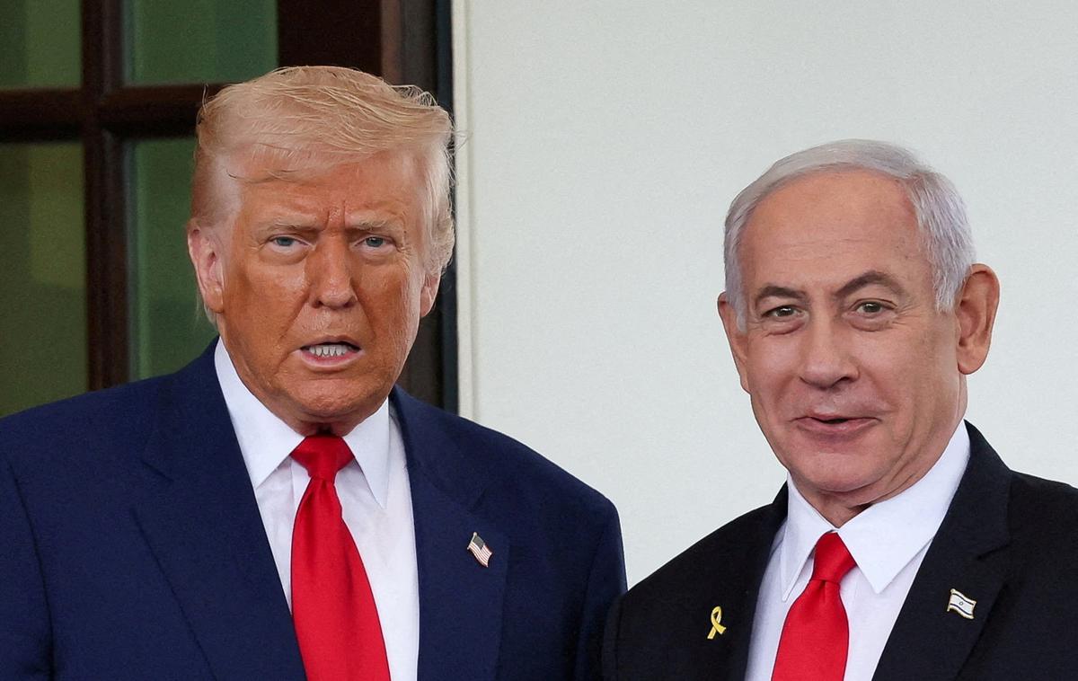 Benjamin Netanjahu in Donald Trump | Predsednik Donald Trump je novinarjem izrazil prepričanje, da se zadeve odvijajo v pravo smer in dejal, da si Hamas želi skleniti premirje.  | Foto Reuters