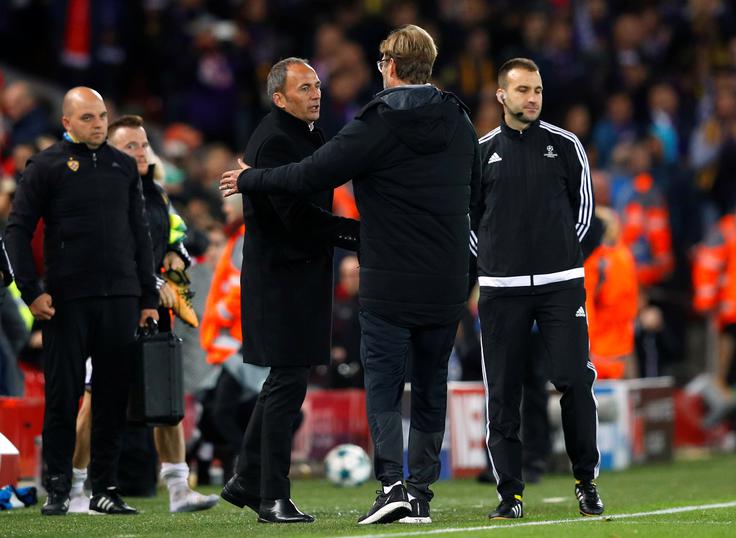 Zadovoljna Darko Milanič in Jürgen Klopp sta si po tekmi segla v roke. | Foto: Reuters