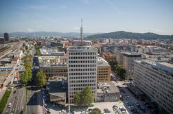 Telekom Slovenije ob padcu prihodkov z višjim dobičkom