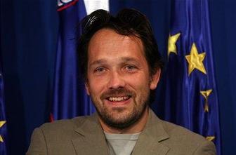 Pesniška beseda bo po Sloveniji zazvenela že pred pesniškim festivalom na Ptuju