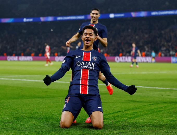 PSG je s 7:0 premagal Brest, zadnji gol je zabil Senny Mayulu. | Foto: Reuters