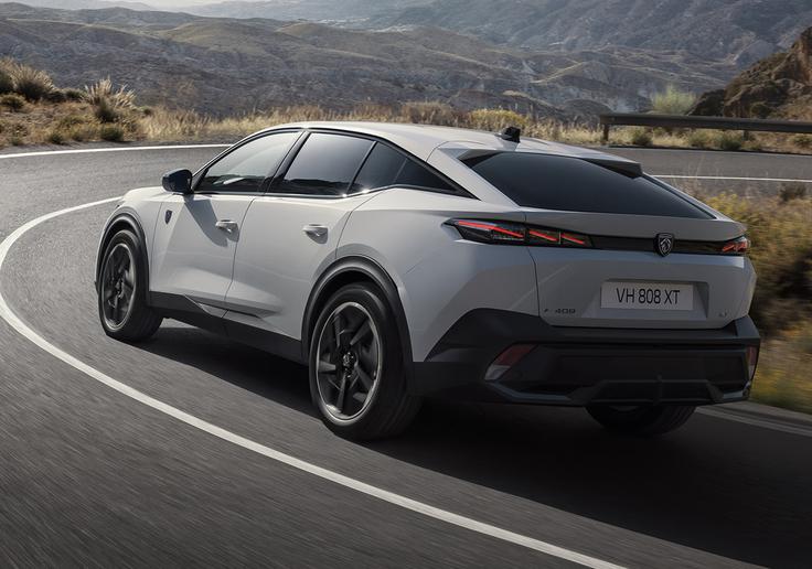 Peugeot 408 tudi z električnim pogonom. | Foto: Peugeot