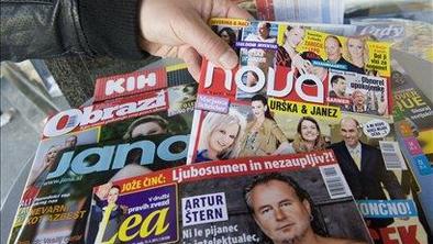 Zaposleni na Delu Revijah dobili junijske plače