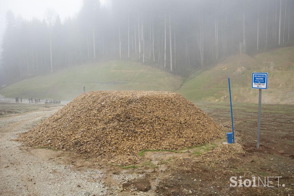 odlagališče odpadkov, Odprtje saniranega zaprtega odlagališča Rakovnik