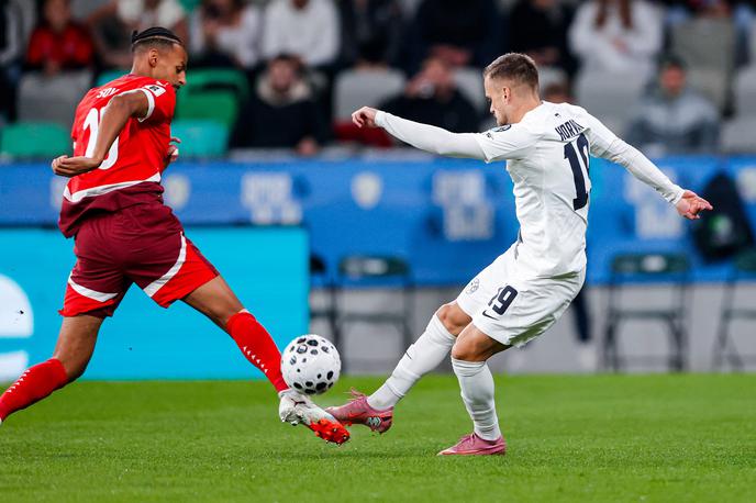 slovenska nogometna reprezentanca Tomi Horvat | Tomi Horvat je začel v prvi enajsterici. | Foto Aleš Fevžer