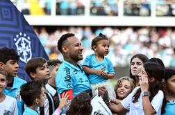 Neymar vsaj do konca leta ostaja v klubu, ki mu je kot dom