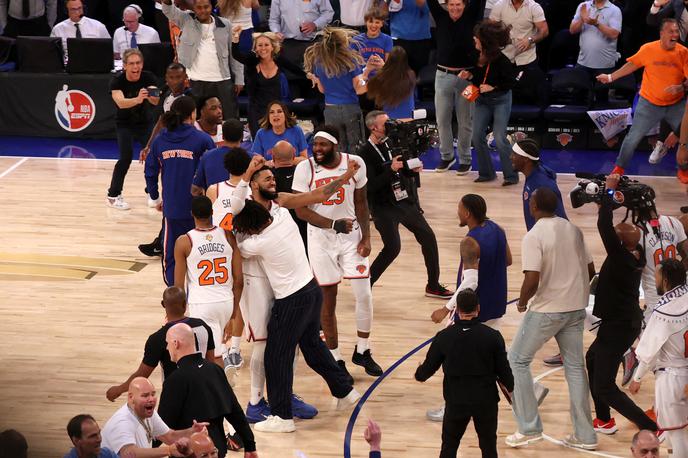 New York San Antonio | Veselje košarkarjev New Yorka po izjemnem preobratu proti San Antoniu. | Foto Reuters