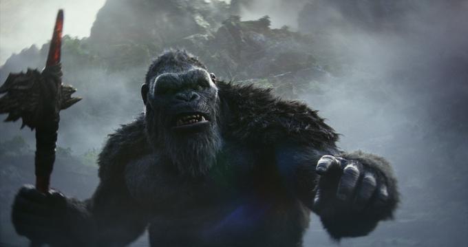 Kong se pripravlja na napad, vendar se izkaže, da je podzemeljski opičji kralj premočan zanj. | Foto: Blitz Film & Video Distribution