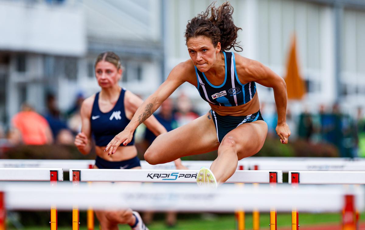 Nika Glojnarič | Nika Glojnarič se je na 100 m ovire približala meji 13 sekund. | Foto Aleš Fevžer