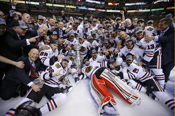 Stanleyjev pokal še petič v rokah Chicago Blackhawks!
